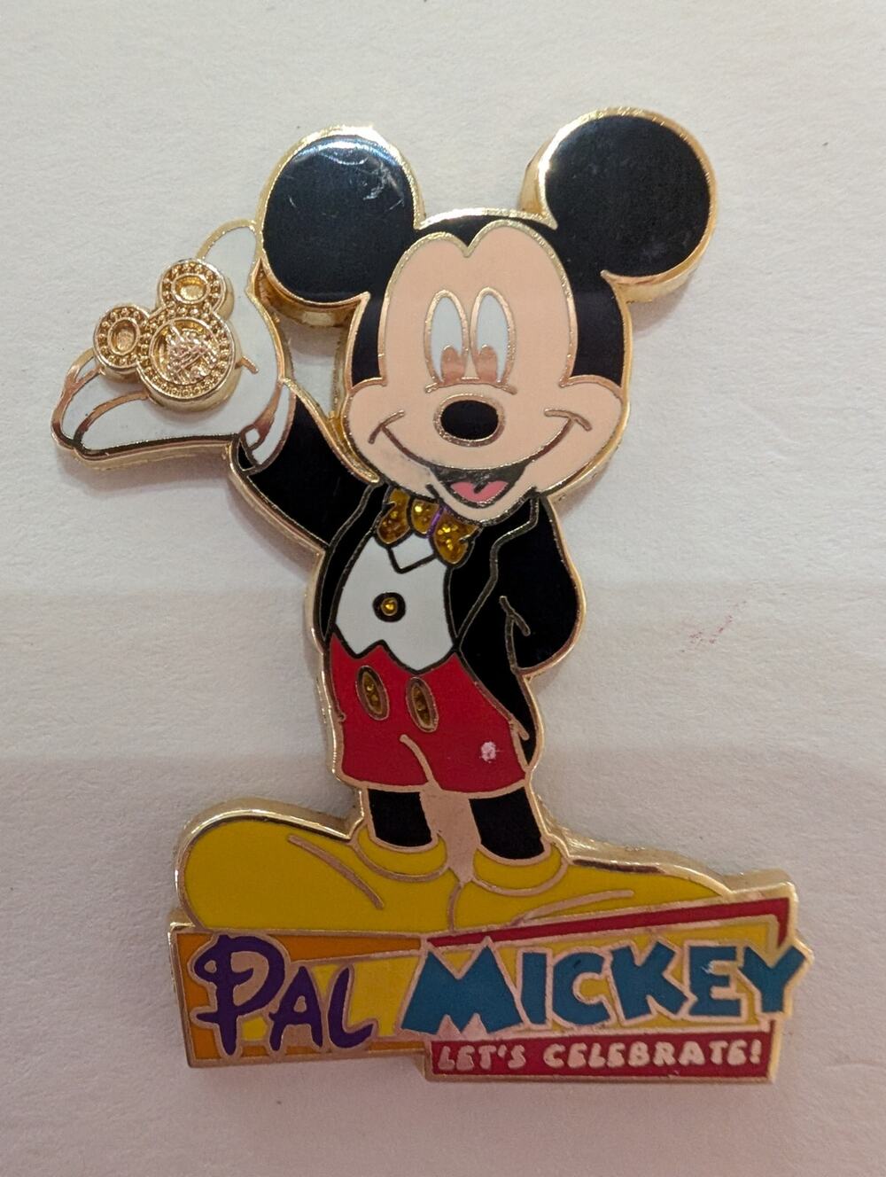 WDW Pal Mickey Celebrating Happiest Celebration on Earth LE 2000 Disney Pin